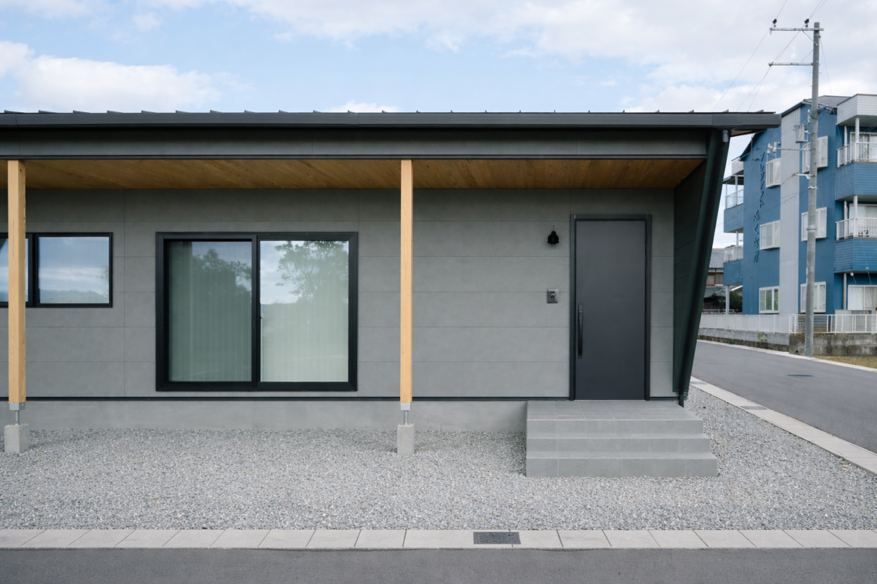 余白の家 美術館のような外観デザイン 平屋住宅