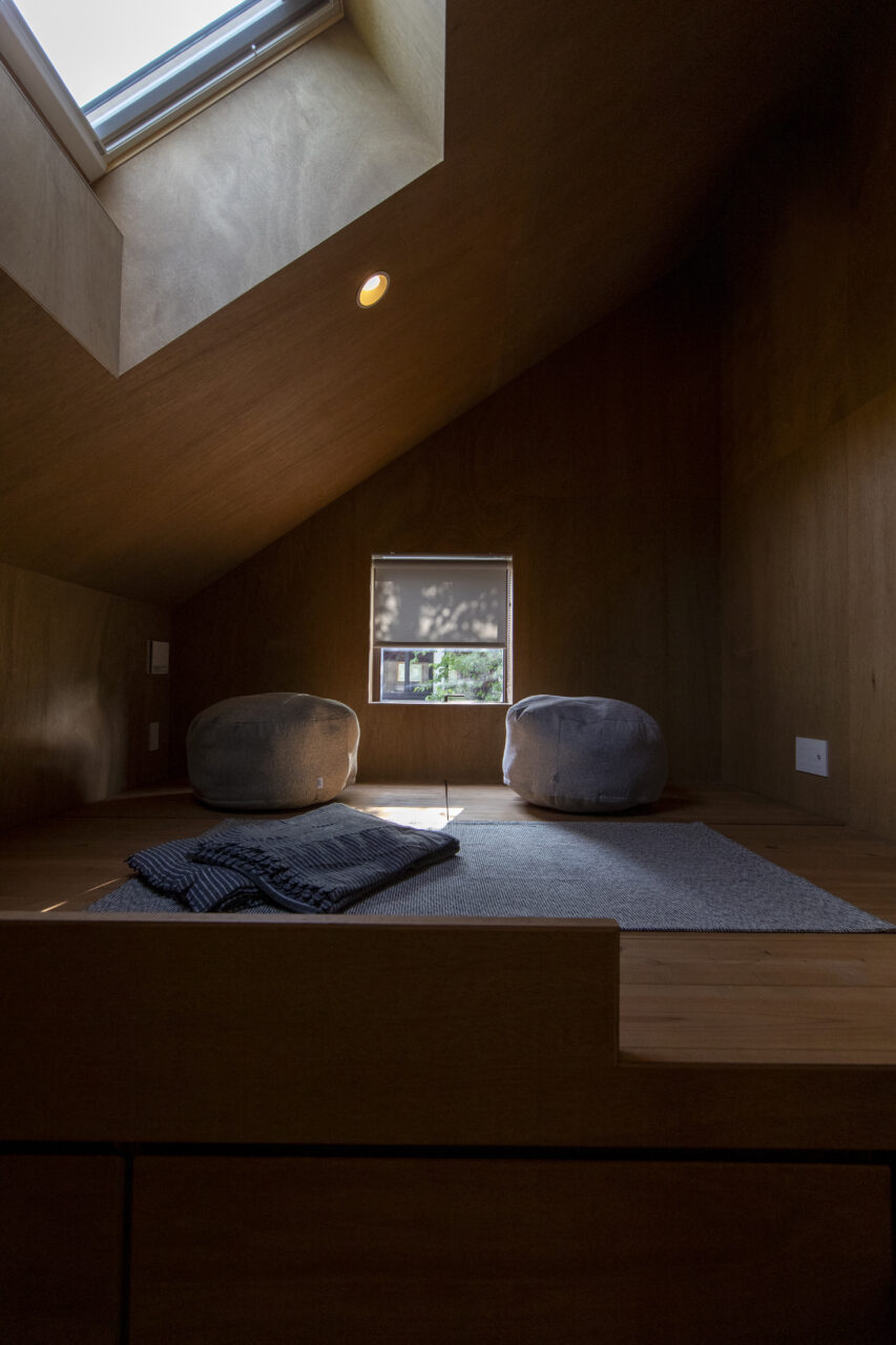 多様な居場所をもつ注文住宅