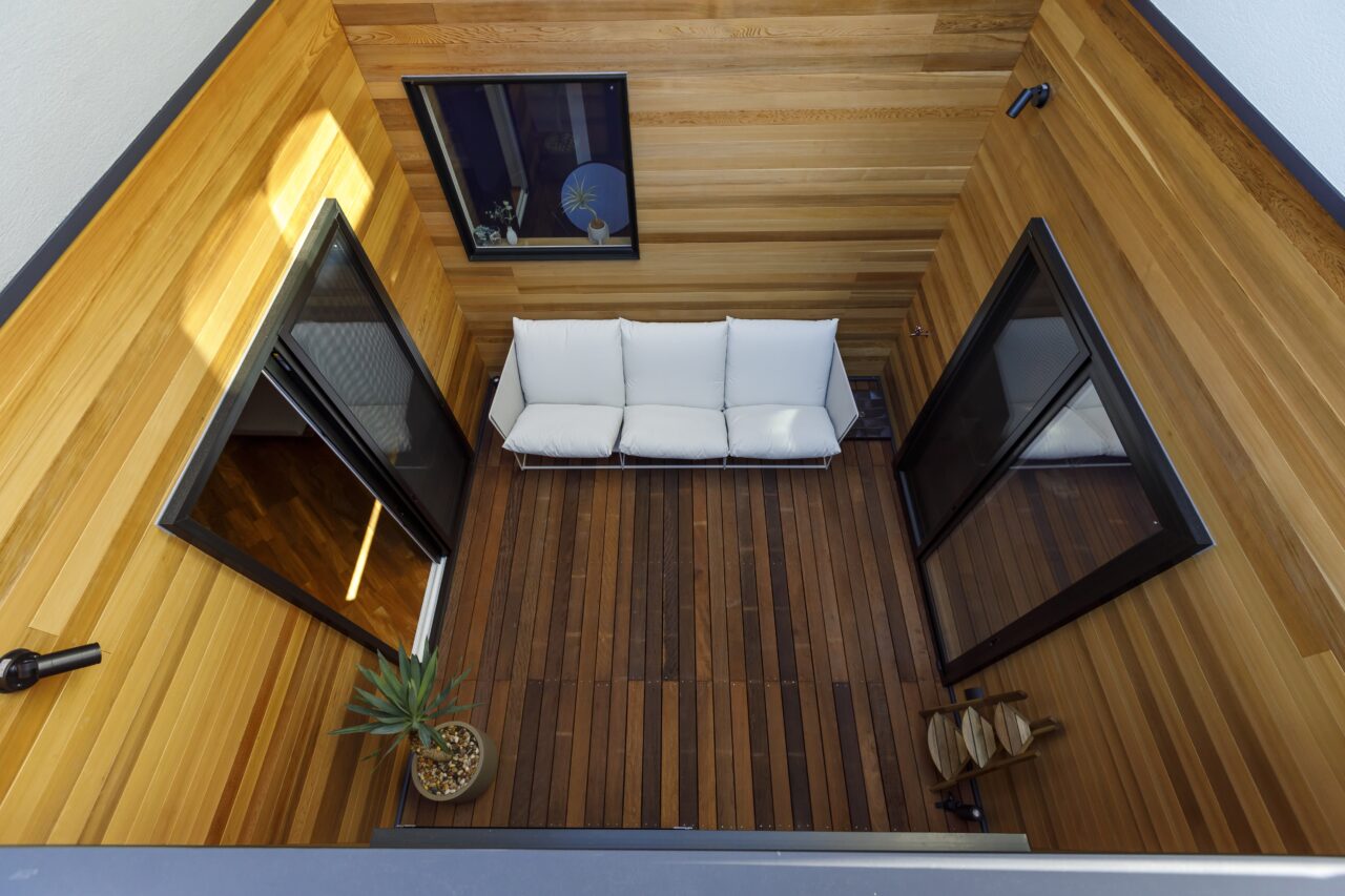 庭とつながる開放的な住まい