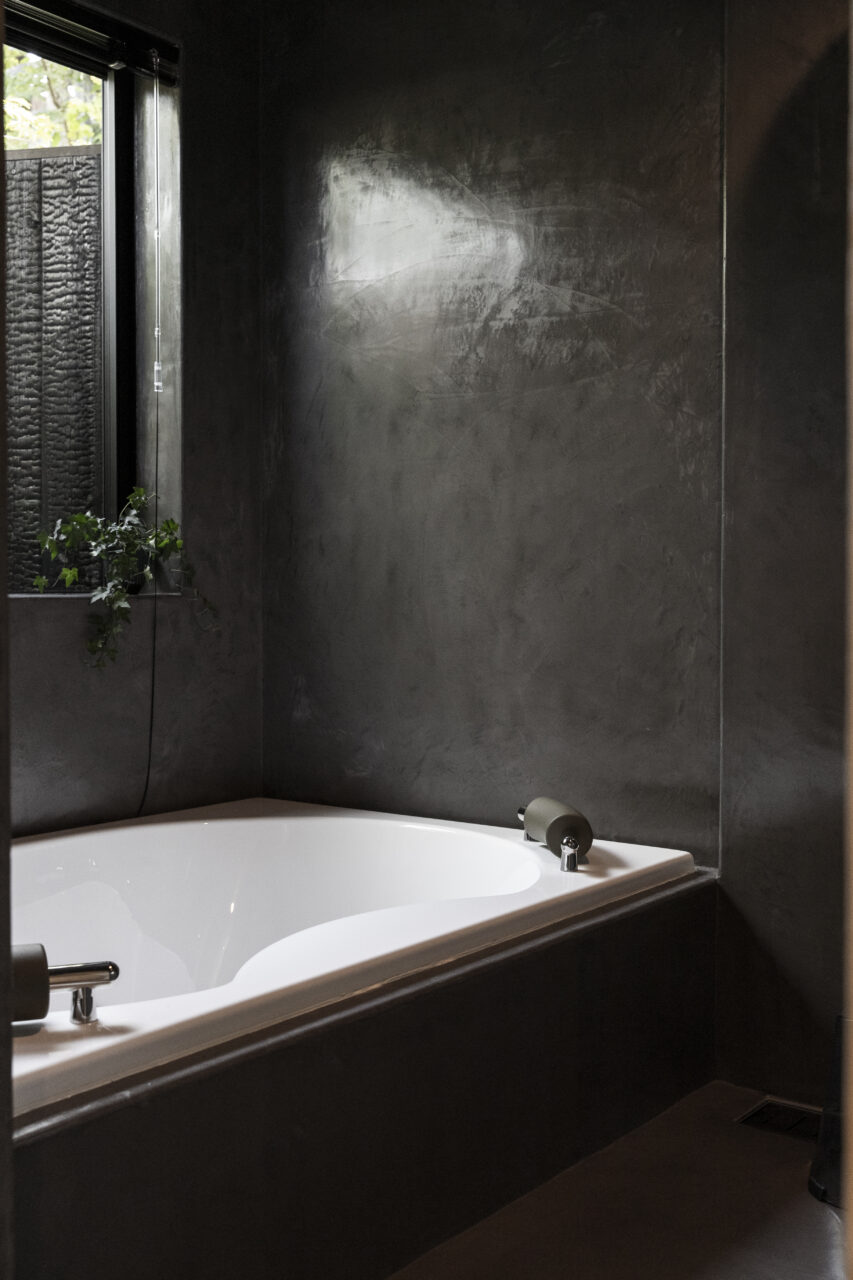 四季を取り込み、ほっと一息つく空間