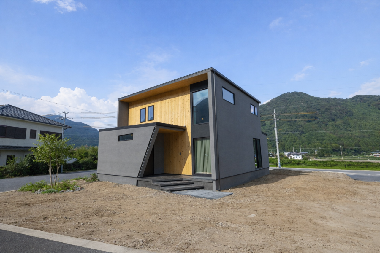 光と影が美しいモダン住宅