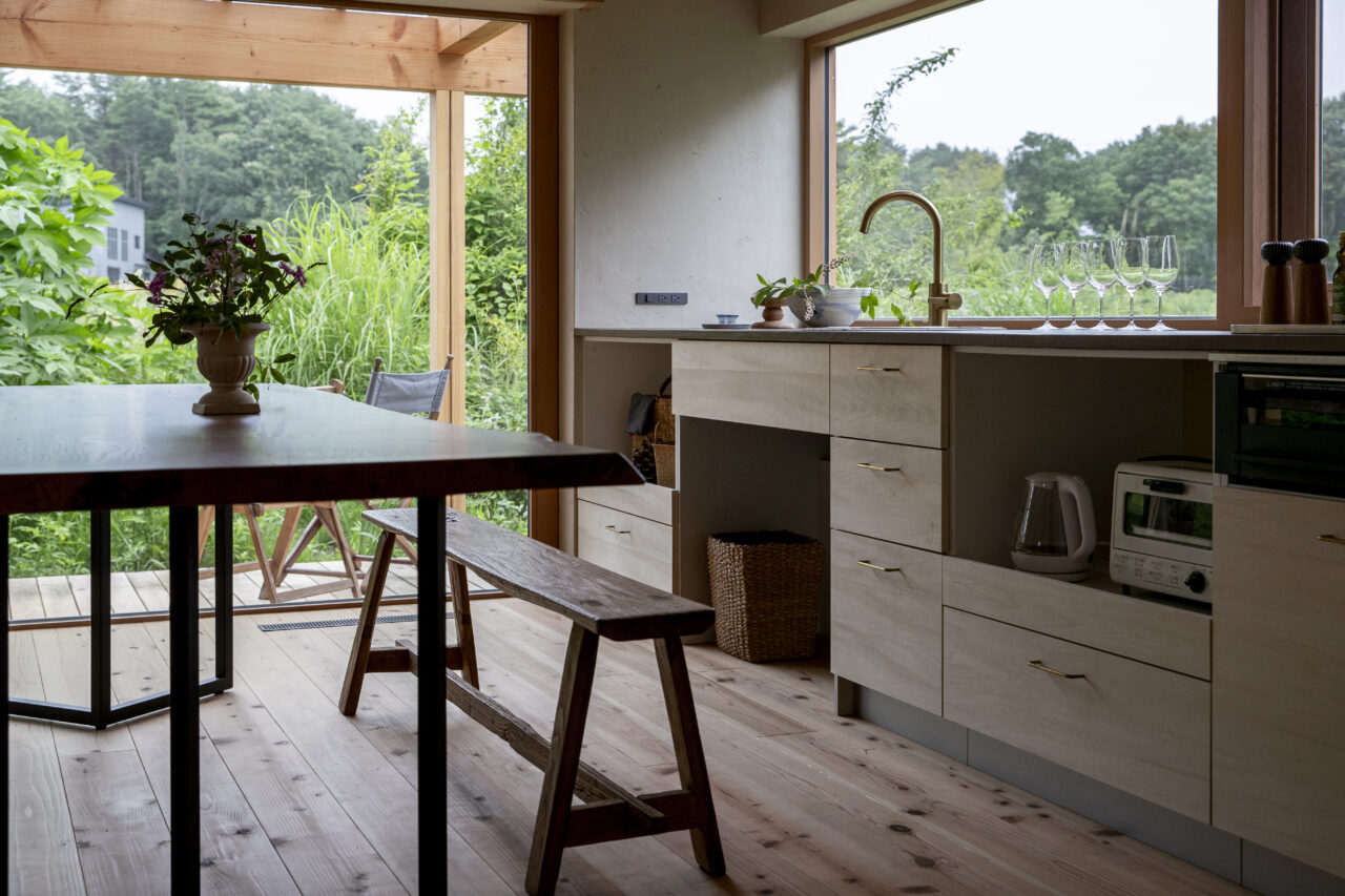 お気に入りの家具が映えるインテリア空間