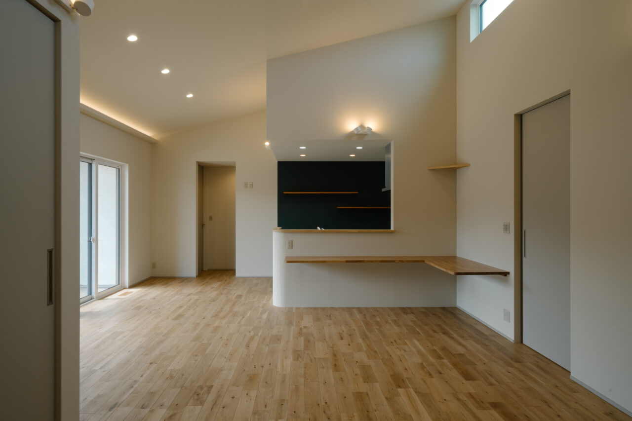 家族の気配を感じる動線設計